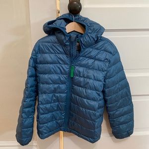 Blue primary quilted jacket. Size 6-7. Primary tends to run true to size.